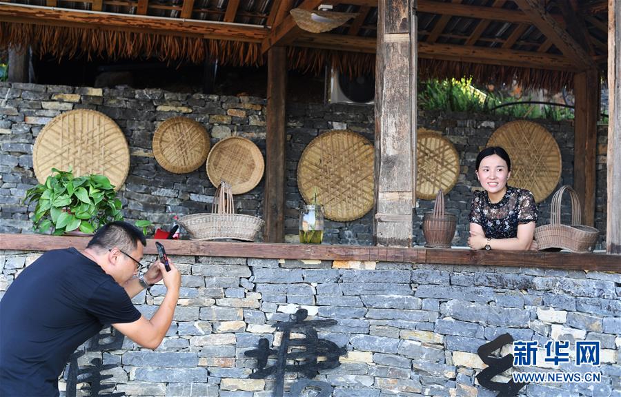 (決戰(zhàn)決勝脫貧攻堅(jiān)·圖文互動(dòng))(7)“三峽第一村”脫貧記