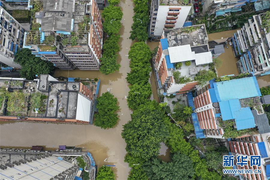 （防汛抗洪&middot;圖文互動(dòng)）（3）筑起防大汛的堅(jiān)強(qiáng)防線&mdash;&mdash;重慶防御長(zhǎng)江、嘉陵江過(guò)境洪峰現(xiàn)場(chǎng)記錄