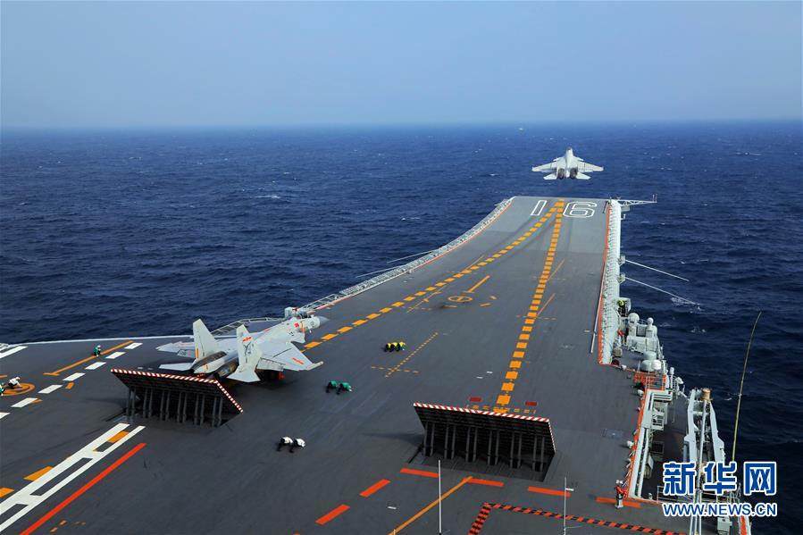（在習(xí)近平強(qiáng)軍思想指引下&middot;我們在戰(zhàn)位報(bào)告&middot;圖文互動(dòng)）（3）奮飛在新時(shí)代的海天&mdash;&mdash;海軍某艦載航空兵部隊(duì)備戰(zhàn)打仗記事