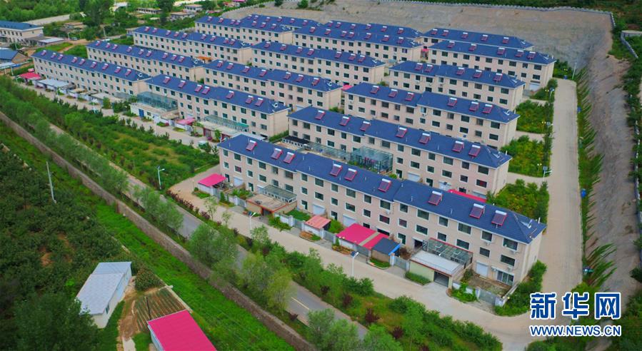 （新華全媒頭條&middot;走向我們的小康生活&middot;圖文互動(dòng)）（12）長城腳下，小康村串成&ldquo;珍珠鏈&rdquo;