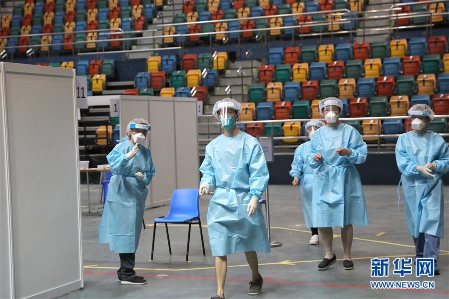 （圖文互動(dòng)）（2）&ldquo;身為醫(yī)護(hù)人員一分子，應(yīng)該出來幫忙&rdquo;&mdash;&mdash;參與新冠病毒社區(qū)檢測的香港醫(yī)護(hù)人員速寫