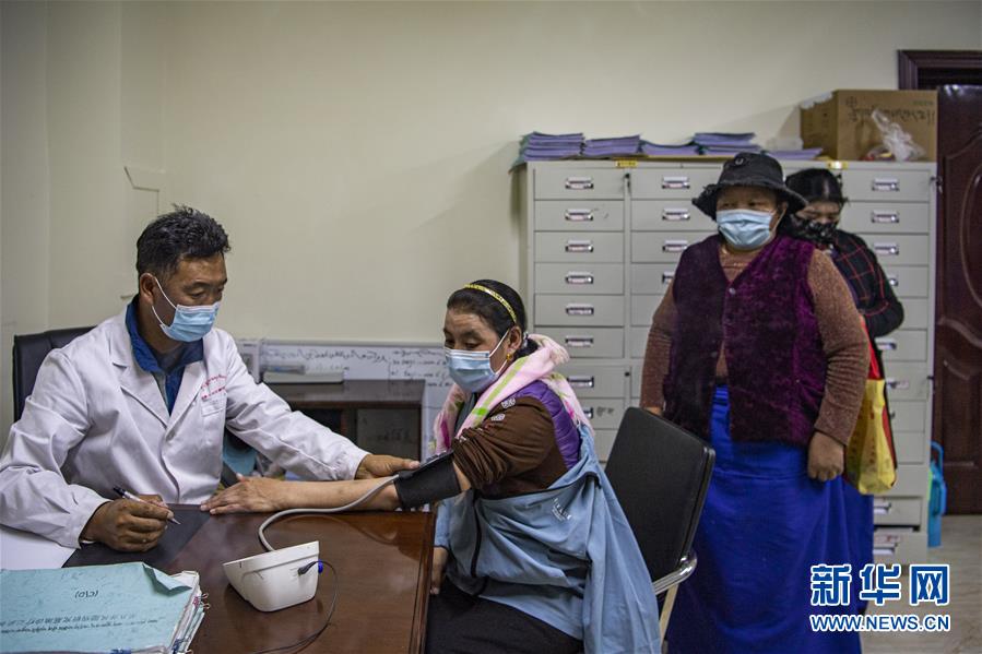 （新華全媒頭條&middot;走向我們的小康生活&middot;圖文互動）（6）扎西德勒，我們的新家園&mdash;&mdash;西藏易地扶貧搬遷搬出幸福美好新生活