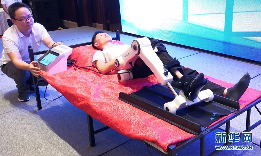 （深圳特區(qū)40年&middot;圖文互動(dòng)）（2）從&ldquo;吸附器&rdquo;到&ldquo;發(fā)動(dòng)機(jī)&rdquo;&mdash;&mdash;深圳厚植創(chuàng)新發(fā)展新優(yōu)勢