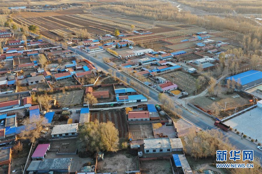 （全面建成小康社會&ldquo;百城千縣萬村&rdquo;調研行&middot;圖文互動）（2）互助互利，小甘薯帶來甜蜜日子&mdash;&mdash;內蒙古奈曼旗互利村闖出產業(yè)致富之路