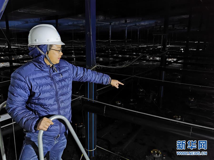 （青春的夢(mèng)想 青春的奮斗&middot;圖文互動(dòng)）（2）年輕，就要無(wú)悔擔(dān)當(dāng)&mdash;&mdash;青春在奉獻(xiàn)中閃光