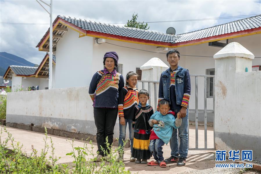 （鄉(xiāng)村振興&middot;圖文互動）（3）涼山深處有&ldquo;黃金&rdquo;