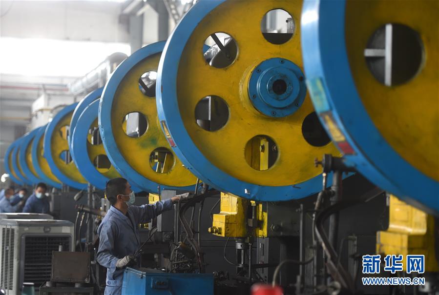 （新華全媒頭條&middot;迎接兩會(huì)特別報(bào)道&middot;圖文互動(dòng)）（6）不同尋常的兩會(huì) 萬眾一心的力量&mdash;&mdash;寫在2020年全國(guó)兩會(huì)召開之際