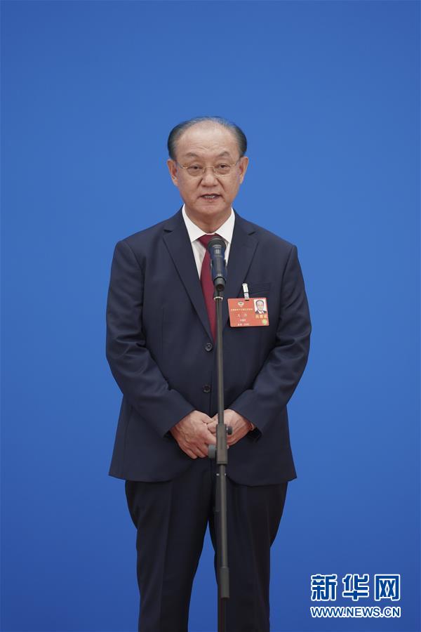 （兩會(huì)&middot;政協(xié)開(kāi)幕）（2）接受采訪