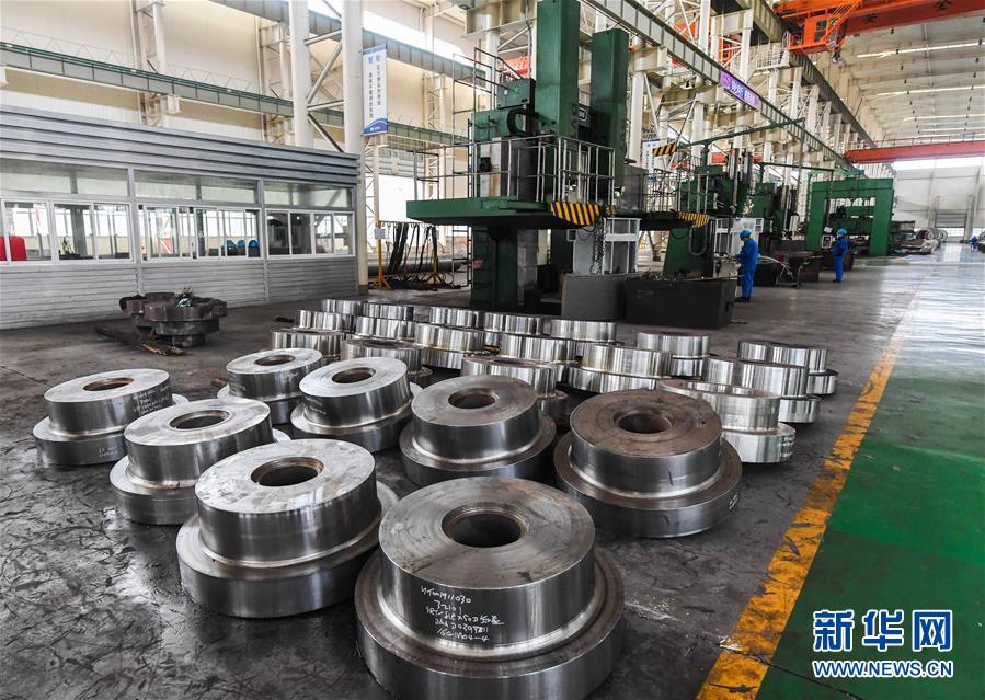 (新華全媒頭條·兩會(huì)特別報(bào)道·圖文互動(dòng))(4)齊心協(xié)力 砥礪奮進(jìn)——2020年全國兩會(huì)凝聚起決戰(zhàn)決勝的強(qiáng)大力量