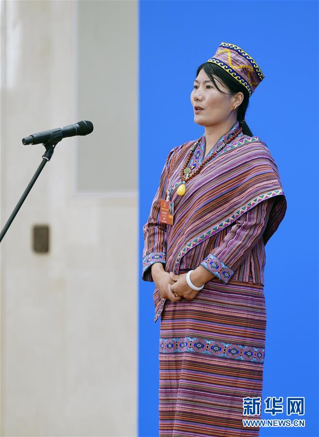 （新華全媒頭條&middot;兩會特別報(bào)道&middot;圖文互動）（6）凝聚起決戰(zhàn)決勝的人民偉力&mdash;&mdash;2020年全國兩會巡禮