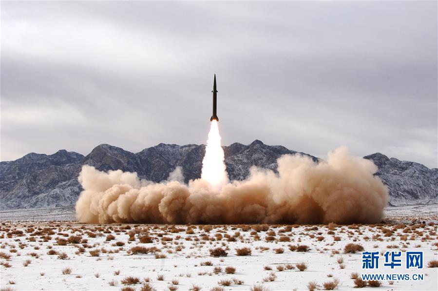 （新華全媒頭條&middot;圖文互動）（3）沿著中國特色強軍之路闊步前進&mdash;&mdash;黨中央、中央軍委領(lǐng)導(dǎo)推進國防和軍隊建設(shè)70年紀(jì)實