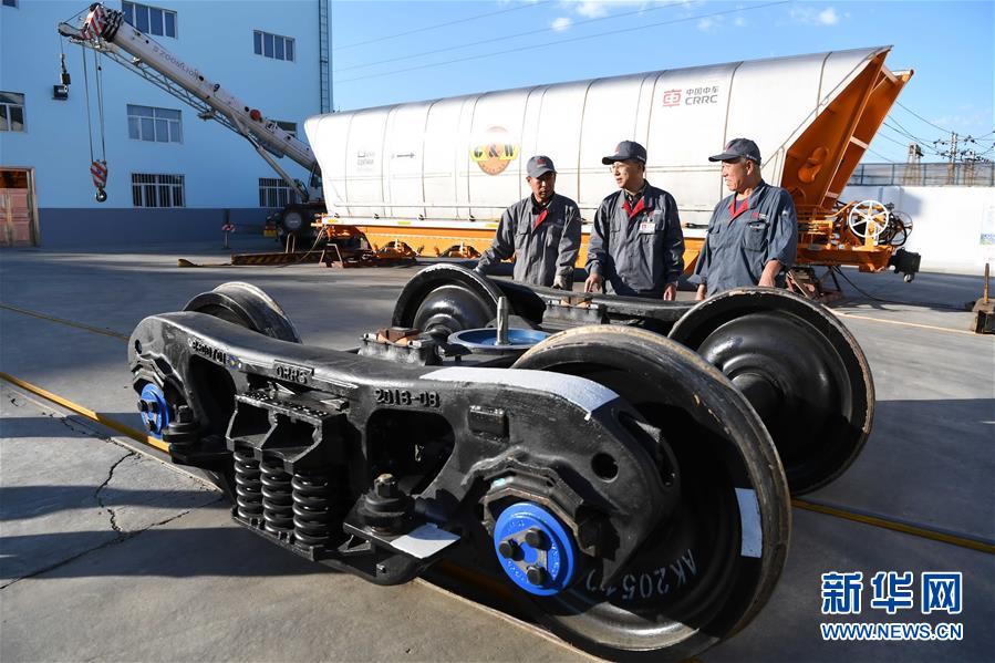 （新華全媒頭條&middot;圖文互動）（5）奮力書寫東北振興的時代新篇&mdash;&mdash;習近平總書記調(diào)研東北三省并主持召開深入推進東北振興座談會紀實