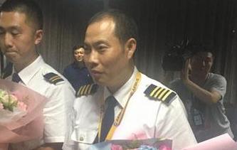 空中驚魂 奇跡備降！&ldquo;英雄機(jī)組&rdquo;太牛了