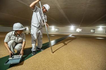 走進(jìn)中儲(chǔ)糧襄陽直屬庫(kù)