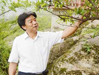 只要有信心 點(diǎn)石能成金&mdash;&mdash;記四川筠連縣春風(fēng)村支書(shū)王家元