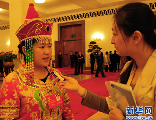 王淑媛代表接受新華網(wǎng)記者采訪(fǎng)