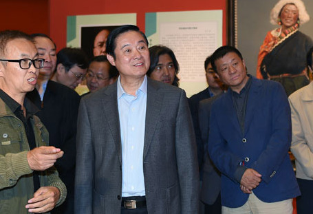 劉奇葆調(diào)研&ldquo;深入生活、扎根人民&rdquo;主題實(shí)踐活動