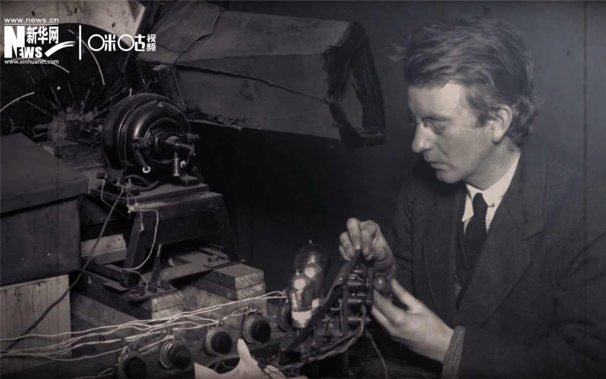 1926年1月26日，貝爾德進(jìn)行了一次成功的電視放映