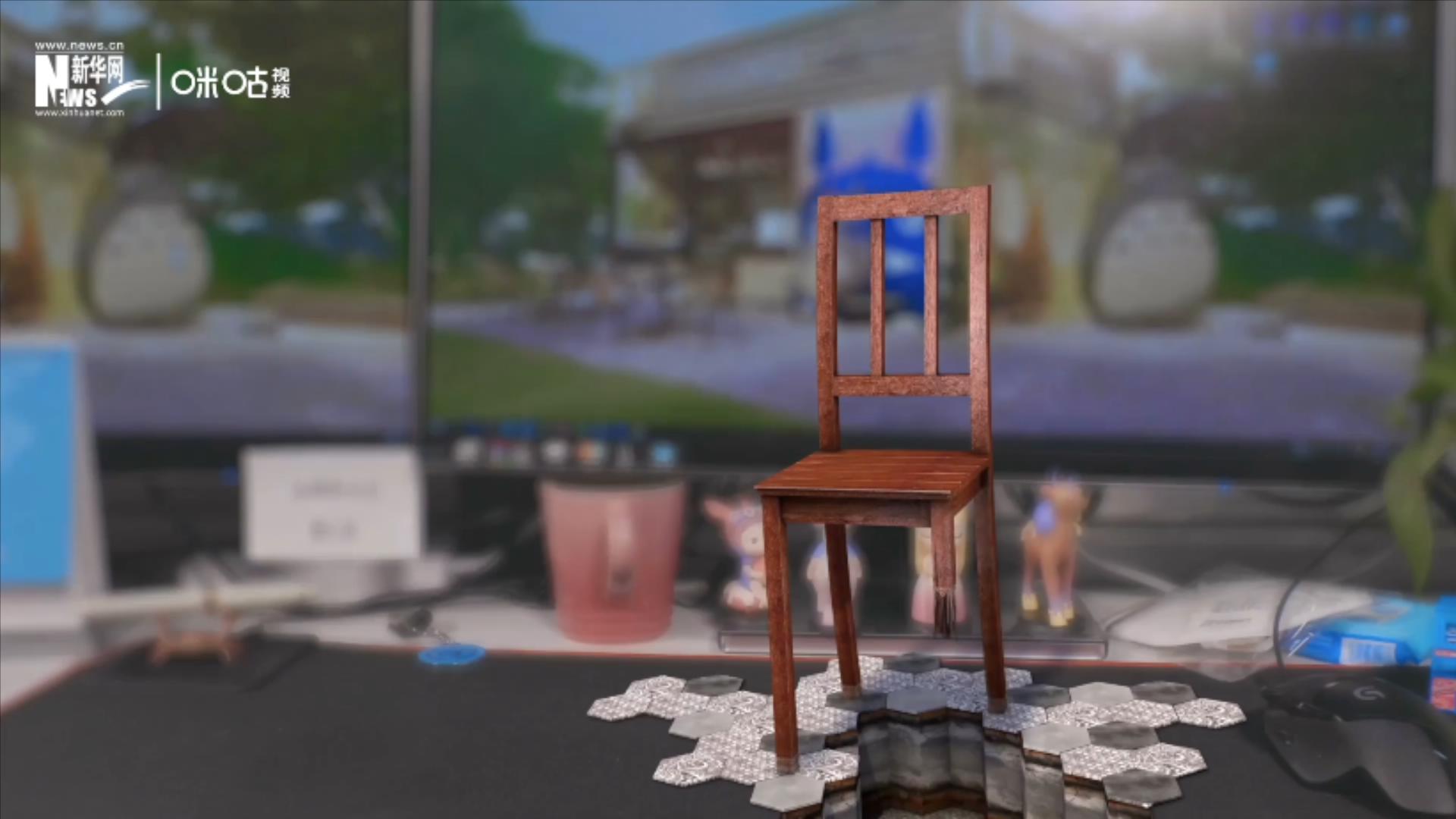 椅子重5噸，高達(dá)12米，椅背有兩層樓高