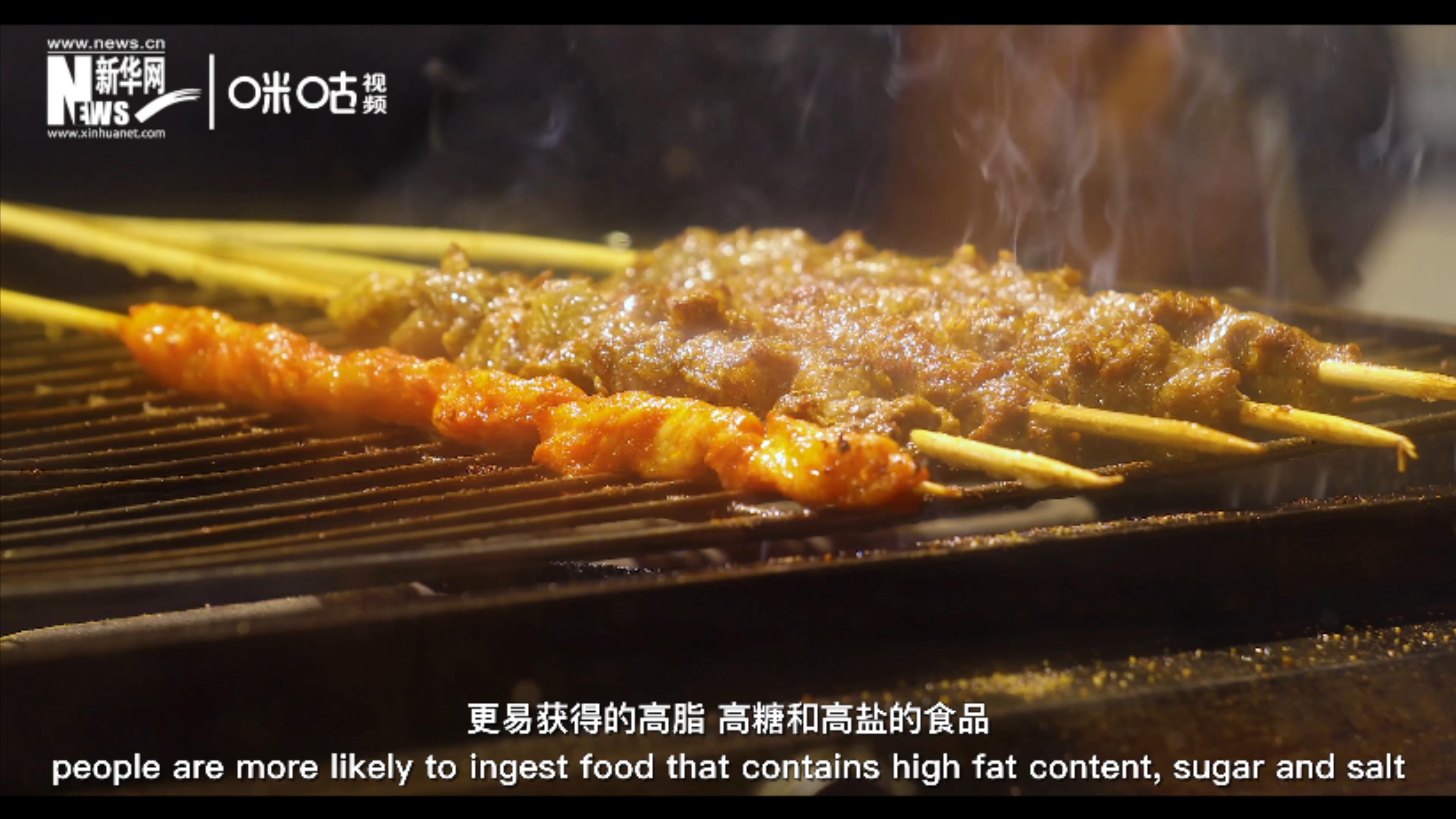 營(yíng)養(yǎng)欠缺、過(guò)度或不平衡是導(dǎo)致肥胖的原因之一