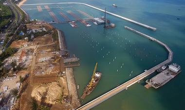 ?？趪?guó)家帆船帆板基地公共碼頭海上主體工程即將投入使用