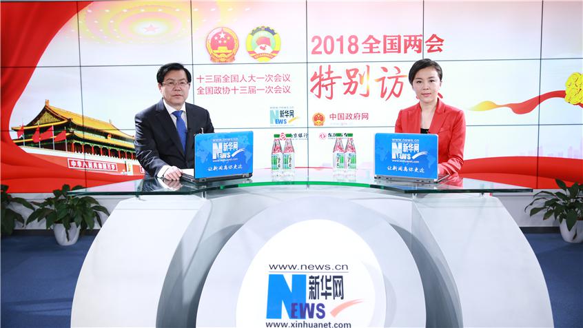 曾文明：推動(dòng)各方力量向脫貧攻堅(jiān)聚合，堅(jiān)決打贏脫貧攻堅(jiān)硬仗