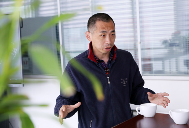 數(shù)據(jù)量大，涉及到全球八個(gè)不同地方的望遠(yuǎn)鏡