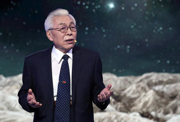 雖然已經(jīng)84歲了，但我還會加倍努力。