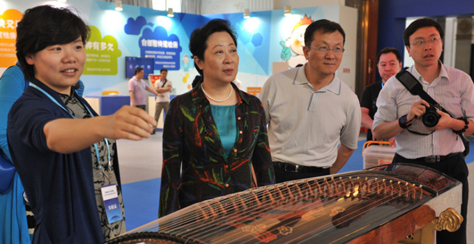 北京市市科委主任閆傲霜、副主任朱世龍檢查2015年科技周主場籌備工作