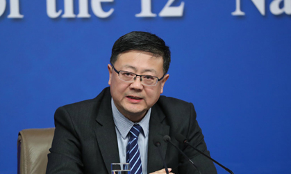 陳吉寧：當前大氣治理的方向和舉措是對的，是有效的