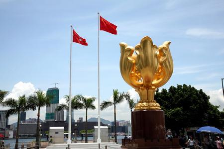 中央和特區(qū)政府將舉辦一系列慶?；顒? /></a></div>
<div   id=