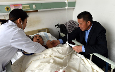 兩會(huì)晨評(píng)：看病難該如何解決？