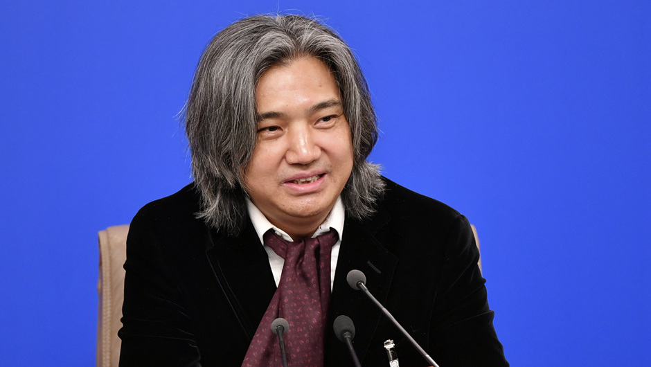 全國政協(xié)常委、文化文史和學(xué)習(xí)委員會委員，中國美術(shù)館館長，中國美術(shù)家協(xié)會副主席 吳為山