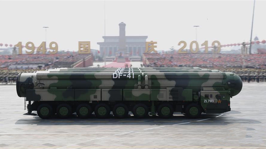 300秒回顧國(guó)慶70周年大閱兵！東風(fēng)-41、殲-20震撼亮相