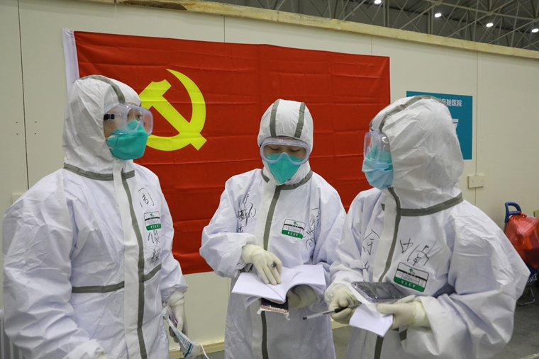 辛識平：黨員站立的位置，就是守護(hù)人民的防線