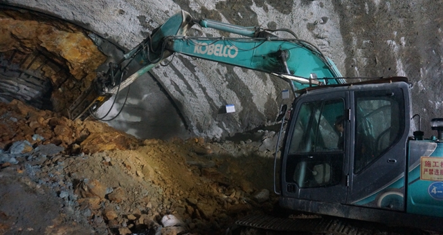 10.24公里！贛深高鐵&ldquo;第一長隧&rdquo;貫通！