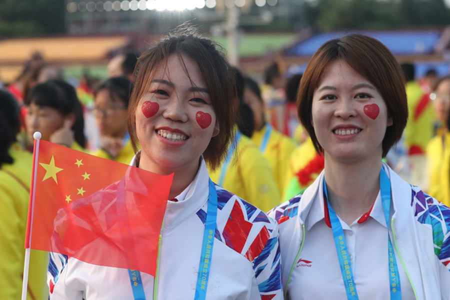 今晚，我們歡聚在天安門廣場(chǎng)