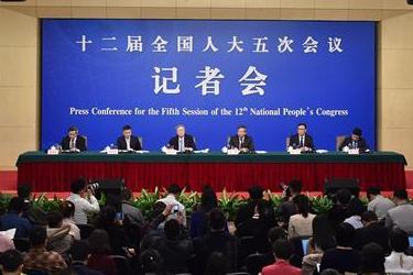 中國(guó)人民銀行行長(zhǎng)周小川等就&ldquo;金融改革與發(fā)展&rdquo;答記者問