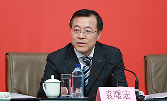 國(guó)務(wù)院法制辦公室黨組書(shū)記、副主任袁曙宏