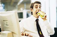 【健康解碼】職場(chǎng)&ldquo;過(guò)勞肥&rdquo;，你中招了嗎？