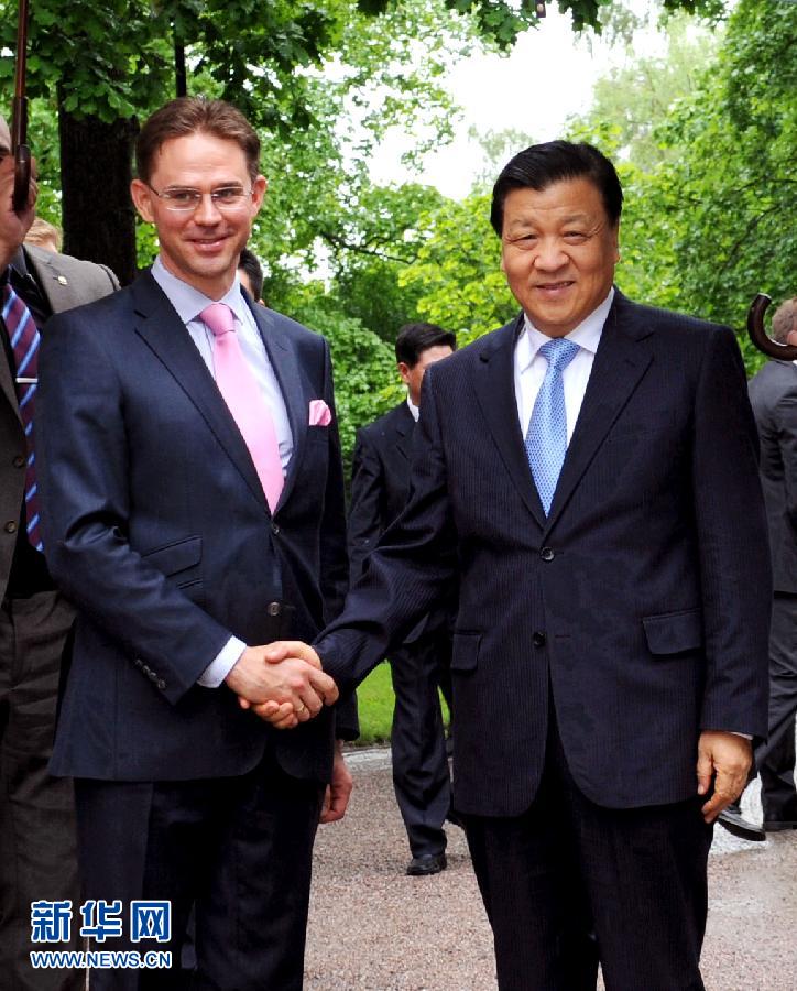 6月12日，中共中央政治局常委、中央書記處書記劉云山在赫爾辛基會見芬蘭總理卡泰寧。 新華社記者饒愛民攝