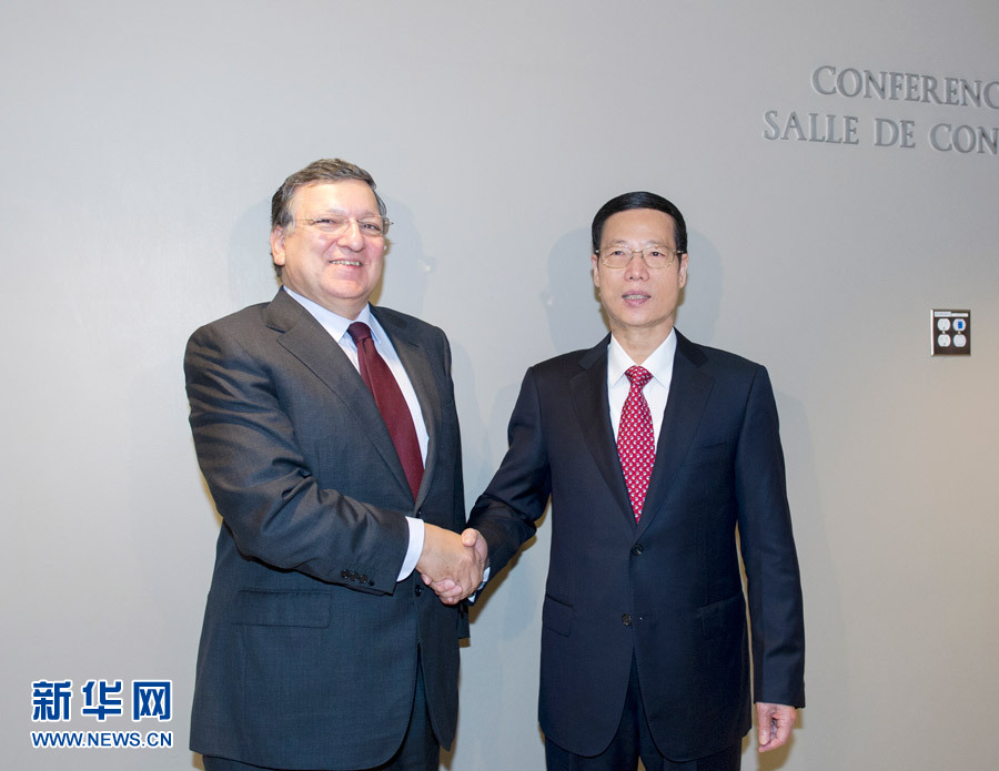 9月23日，正在紐約出席聯(lián)合國氣候峰會的國家主席習(xí)近平特使、國務(wù)院副總理張高麗在紐約聯(lián)合國總部會見歐盟委員會主席巴羅佐。新華社記者王曄攝 