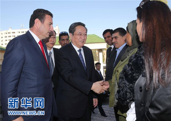 11月9日，正在約旦進行正式友好訪問的全國政協(xié)主席俞正聲在安曼會見約旦眾議院代議長薩法迪。 新華社記者 劉衛(wèi)兵 攝 