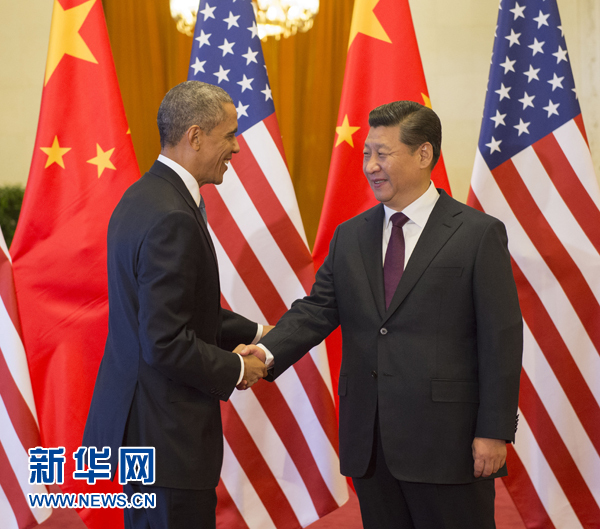 11月12日，國家主席習(xí)近平在北京人民大會堂舉行歡迎儀式，歡迎美國總統(tǒng)奧巴馬對中國進行國事訪問。 新華社記者 李學(xué)仁 攝