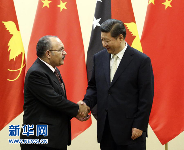 11月22日，國家主席習(xí)近平在斐濟(jì)楠迪會(huì)見巴布亞新幾內(nèi)亞總理奧尼爾。 新華社記者姚大偉攝 