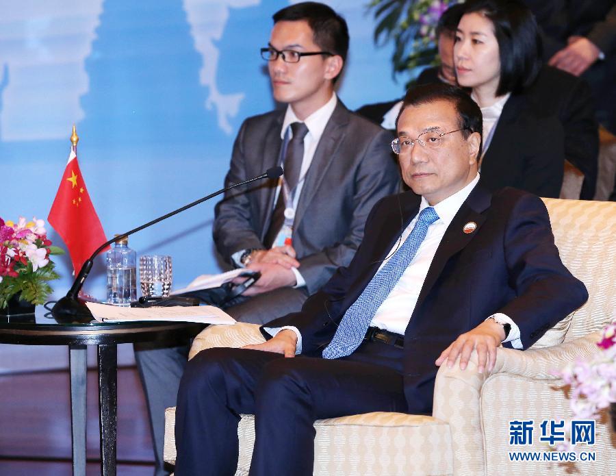 12月20日，中國國務(wù)院總理李克強(qiáng)在曼谷出席大湄公河次區(qū)域經(jīng)濟(jì)合作領(lǐng)導(dǎo)人第五次會議。 新華社記者 龐興雷 攝 