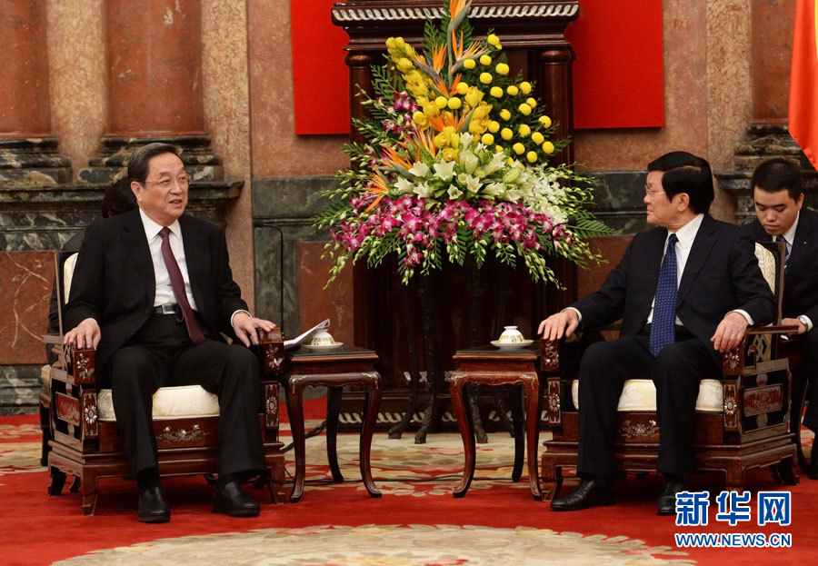 12月25日至27日，中共中央政治局常委、全國政協(xié)主席俞正聲對越南進行正式訪問。這是12月26日，俞正聲在河內(nèi)會見越南國家主席張晉創(chuàng)。 新華社記者劉建生攝