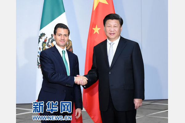 11月16日，國家主席習(xí)近平在土耳其安塔利亞會見墨西哥總統(tǒng)培尼亞。 新華社記者張鐸攝