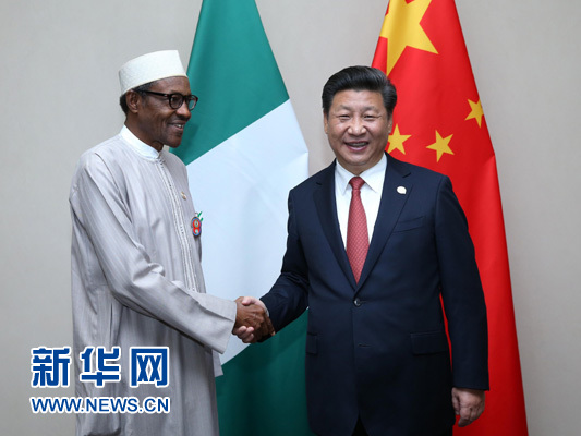 12月4日，國(guó)家主席習(xí)近平在約翰內(nèi)斯堡會(huì)見(jiàn)尼日利亞總統(tǒng)布哈里。 新華社記者 龐興雷 攝 