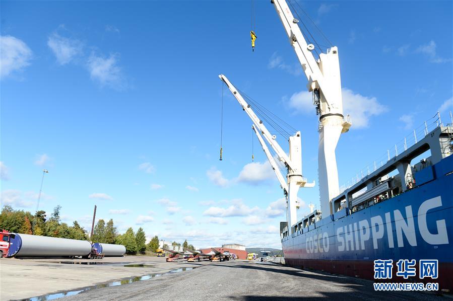 (國際)(3)“天恩”輪順利完成首次“冰上絲路”航行抵達(dá)瑞典